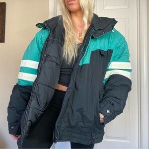 Vintage 1980s Black Bear Nylon Ski Down Insulated Puffer Jacket